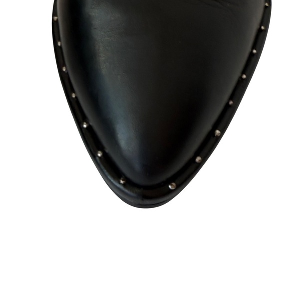 Steve Madden Edgy Black Leather Studded Block Heel Ankle Booties Sz 7 - Picture 16 of 16
